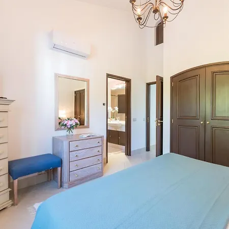 Casa Sarah-5 Star In Falesia Ferienhaus *